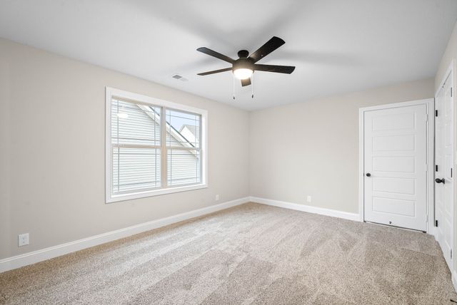 867 Burley Barn Rd, Clarksville, TN 37042