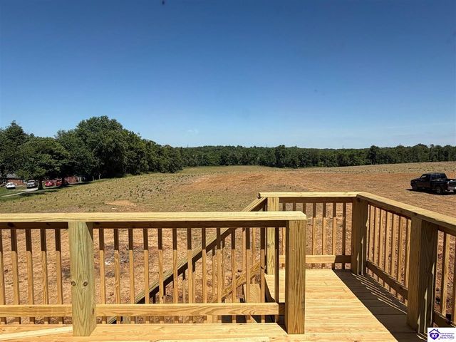 320 Lee Road, Vine Grove, KY 40175