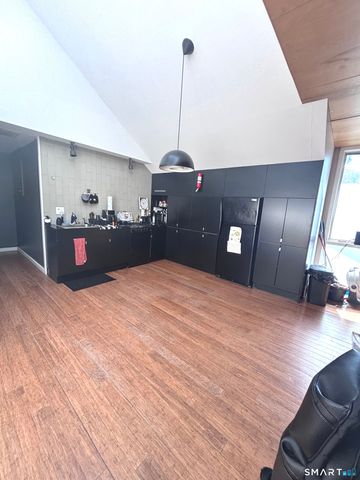 16 King Place, New Haven, CT 06519