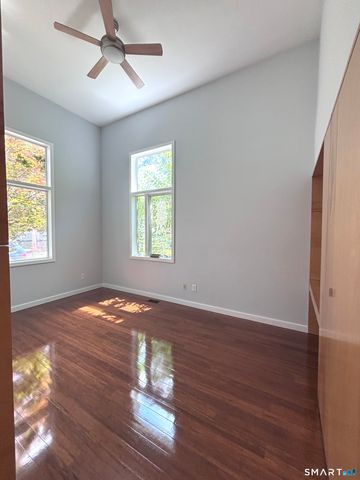 16 King Place, New Haven, CT 06519