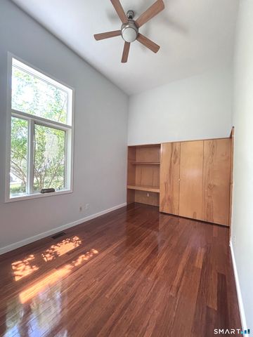 16 King Place, New Haven, CT 06519