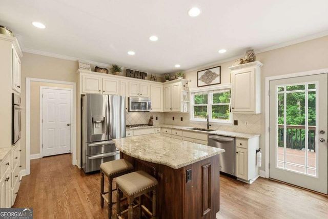 515 Lakewood Court, Canton, GA 30114