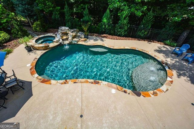 515 Lakewood Court, Canton, GA 30114