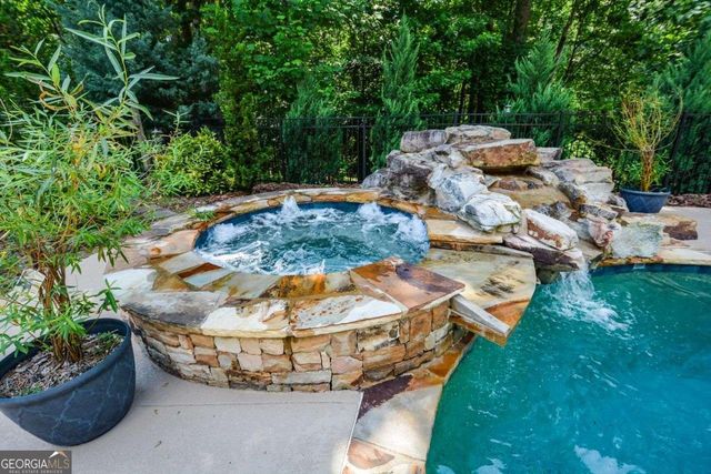 515 Lakewood Court, Canton, GA 30114