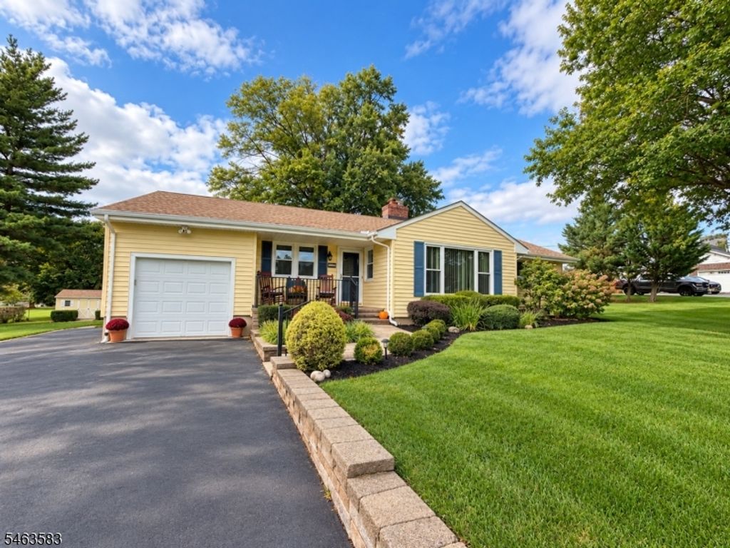 18 School Rd, Readington Twp., NJ 08889 — exterior