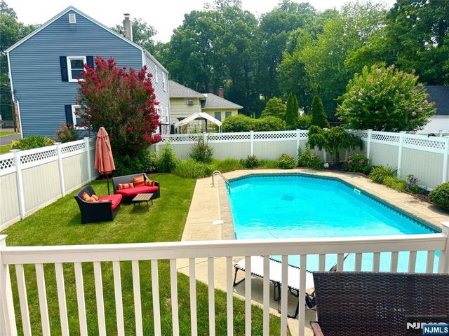 70 Byrne Street, Hackensack, NJ 07601