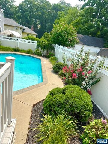 70 Byrne Street, Hackensack, NJ 07601