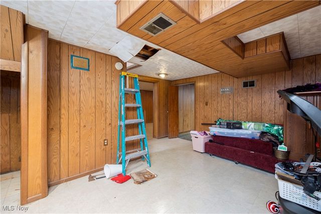 4196 E 181st Street, Cleveland, OH 44128