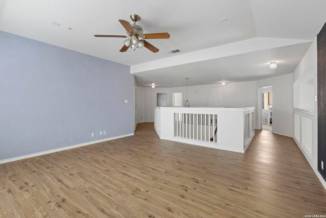 910 Thomas Ridge, San Antonio, TX 78251