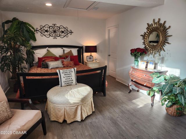 301 Fletcher Avenue, Daytona Beach, FL 32114