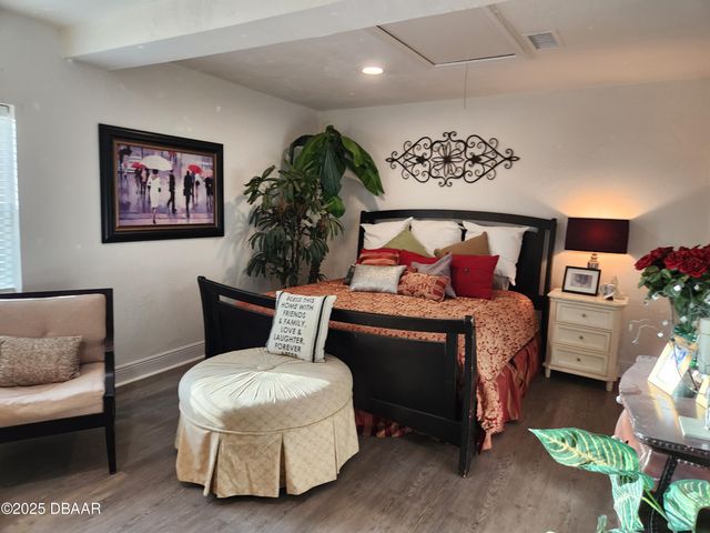 301 Fletcher Avenue, Daytona Beach, FL 32114