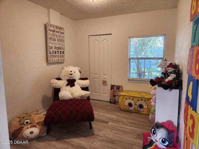 301 Fletcher Avenue, Daytona Beach, FL 32114