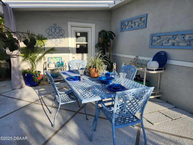 301 Fletcher Avenue, Daytona Beach, FL 32114