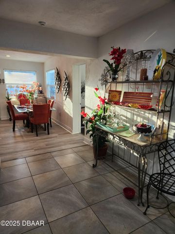 301 Fletcher Avenue, Daytona Beach, FL 32114