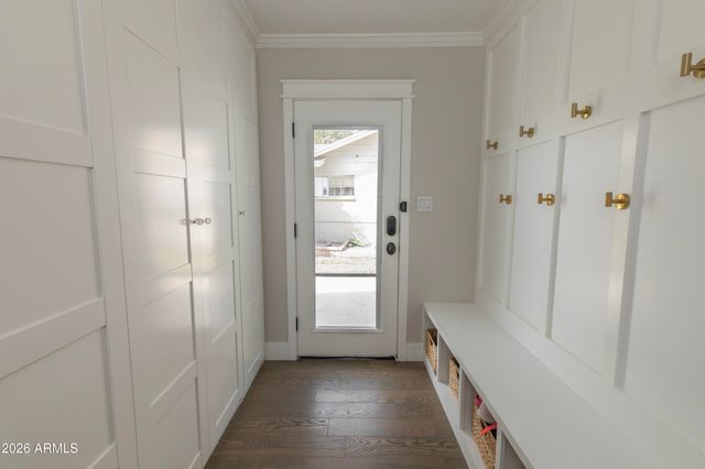 4330 E MITCHELL Drive, Phoenix, AZ 85018