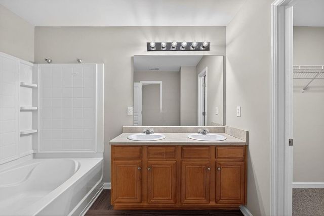 1505 Ashbrooke Trace, Stone Mountain, GA 30083