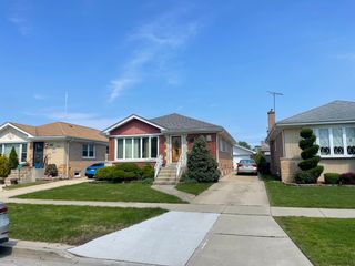 4549 N Canfield Avenue, Norridge, IL 60706