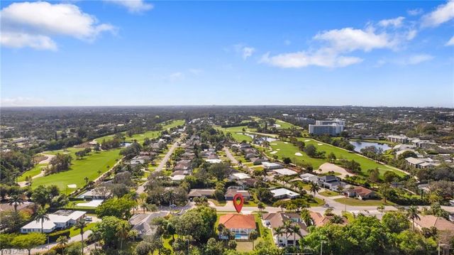 1677 Northgate DR, Naples, FL 34105