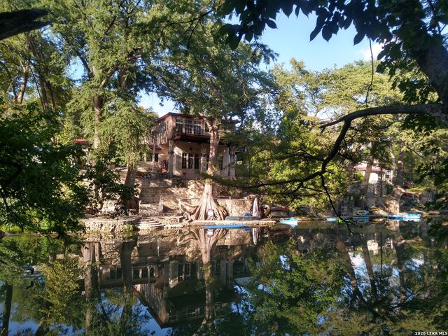 1684 Rocky River, Canyon Lake, TX 78133