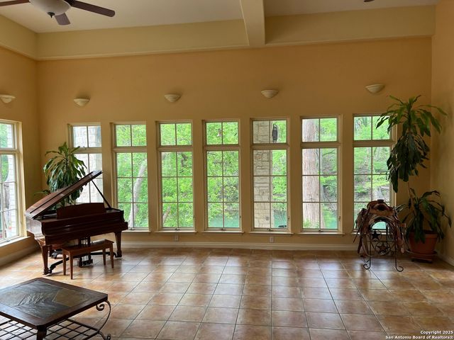 1684 Rocky River, Canyon Lake, TX 78133