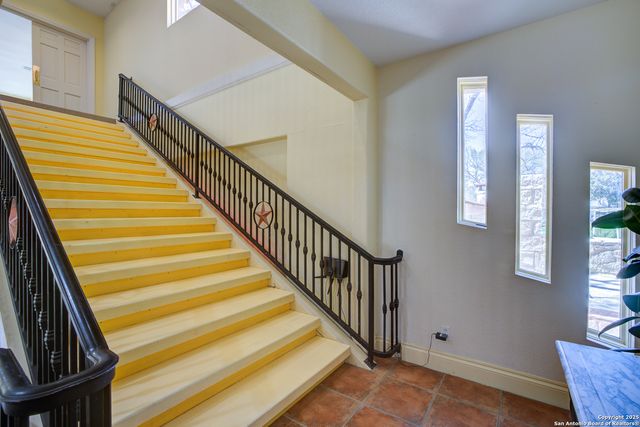 1684 Rocky River, Canyon Lake, TX 78133