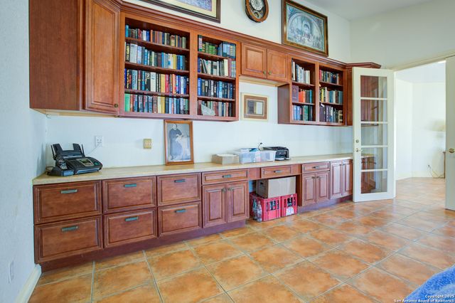 1684 Rocky River, Canyon Lake, TX 78133