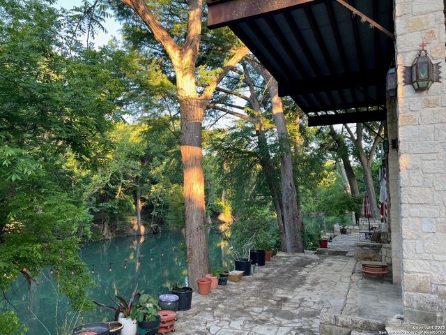 1684 Rocky River, Canyon Lake, TX 78133