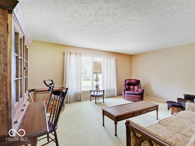 5501 S 875 E, Zionsville, IN 46077