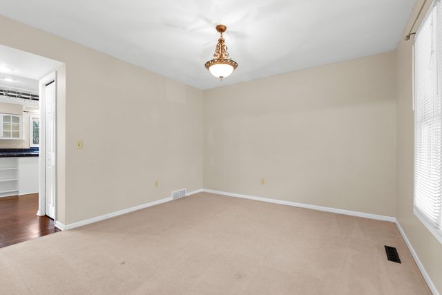 9050 Cotters Ridge Road, Richland Twp, MI 49083