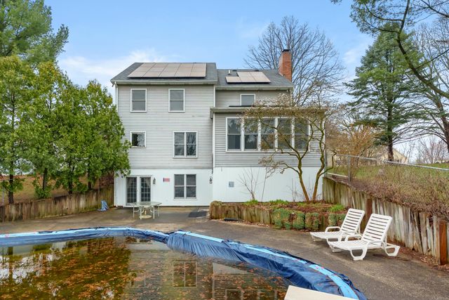 9050 Cotters Ridge Road, Richland Twp, MI 49083