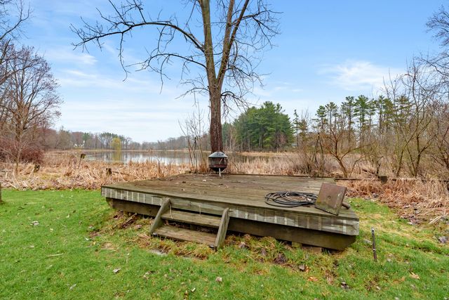9050 Cotters Ridge Road, Richland Twp, MI 49083