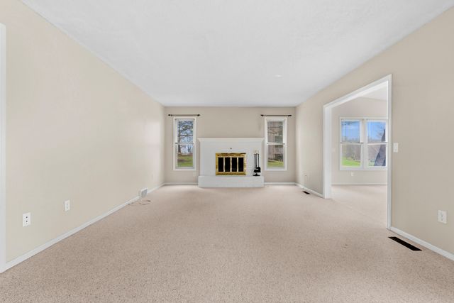 9050 Cotters Ridge Road, Richland Twp, MI 49083