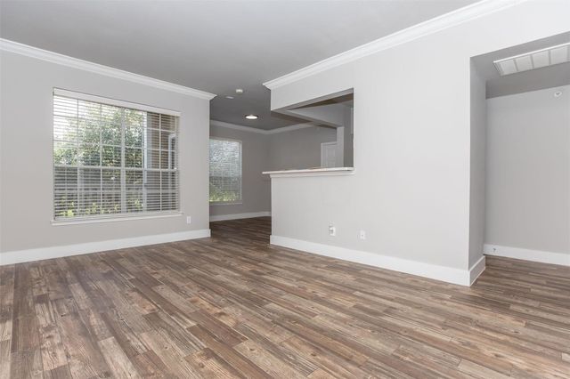 19100 N Glenwest Drive 1337, Friendswood, TX 77546