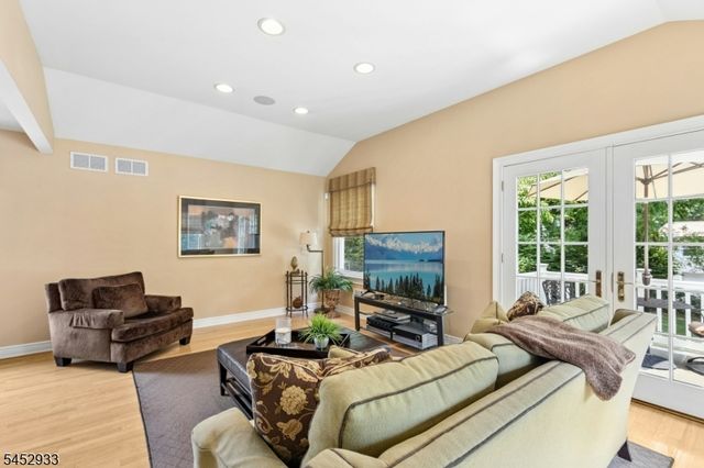 753 Hyslip Ave, Westfield Town, NJ 07090