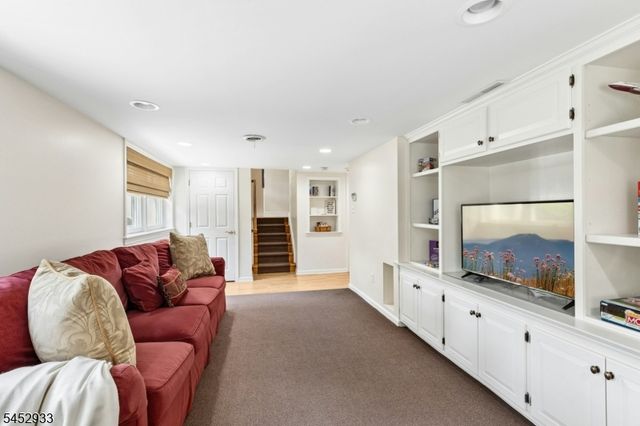 753 Hyslip Ave, Westfield Town, NJ 07090