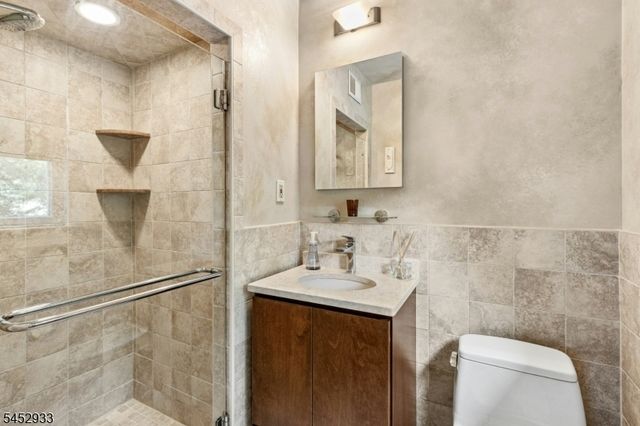 753 Hyslip Ave, Westfield Town, NJ 07090