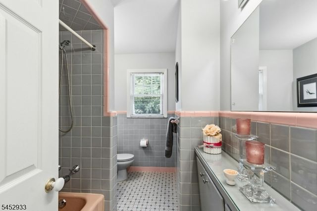 753 Hyslip Ave, Westfield Town, NJ 07090