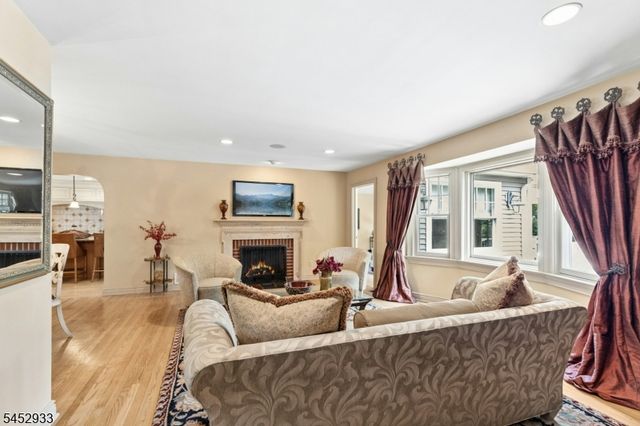 753 Hyslip Ave, Westfield Town, NJ 07090