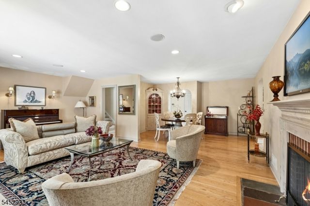 753 Hyslip Ave, Westfield Town, NJ 07090