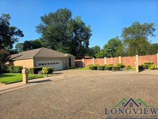 1617 Clearbrook, Henderson, TX 75652