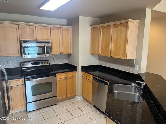 400 E BAY Street 402, Jacksonville, FL 32202