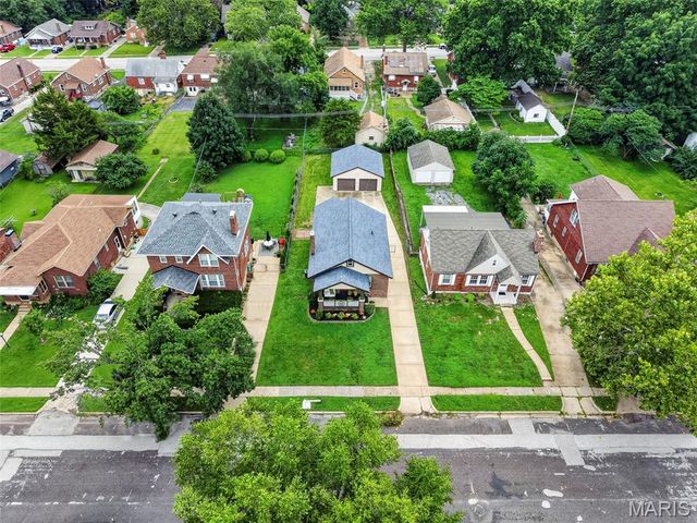 2440 Northland Avenue, St Louis, MO 63114