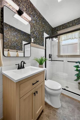 2440 Northland Avenue, St Louis, MO 63114