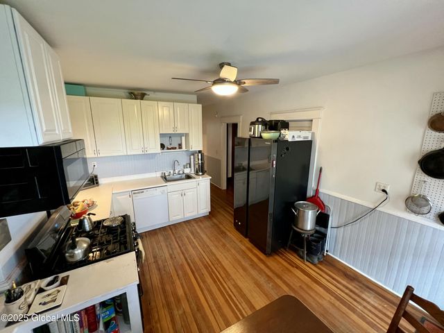 329 4th Street, Troy, NY 12180