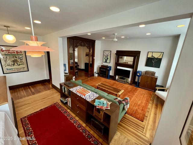 329 4th Street, Troy, NY 12180