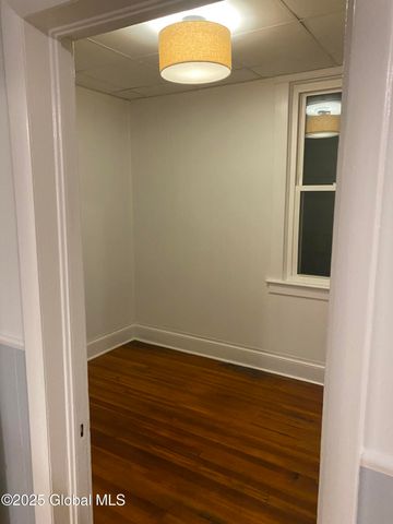 329 4th Street, Troy, NY 12180