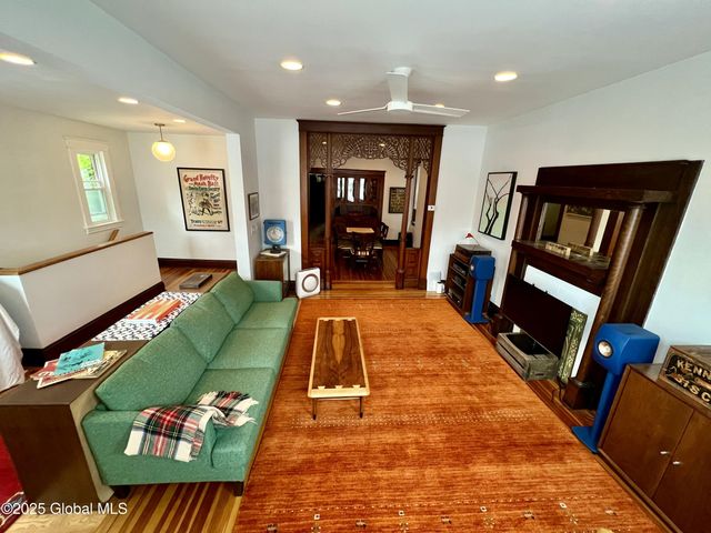 329 4th Street, Troy, NY 12180
