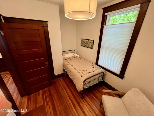 329 4th Street, Troy, NY 12180