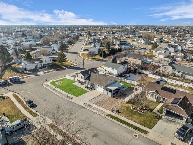 5397 S 4150 W, Roy, UT 84067