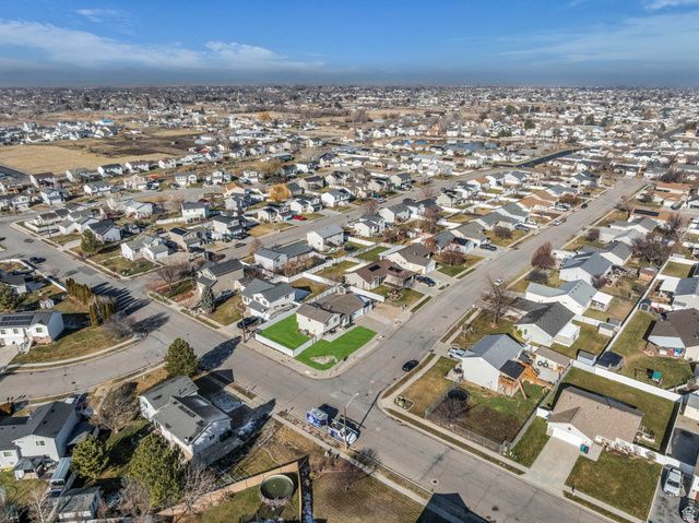 5397 S 4150 W, Roy, UT 84067